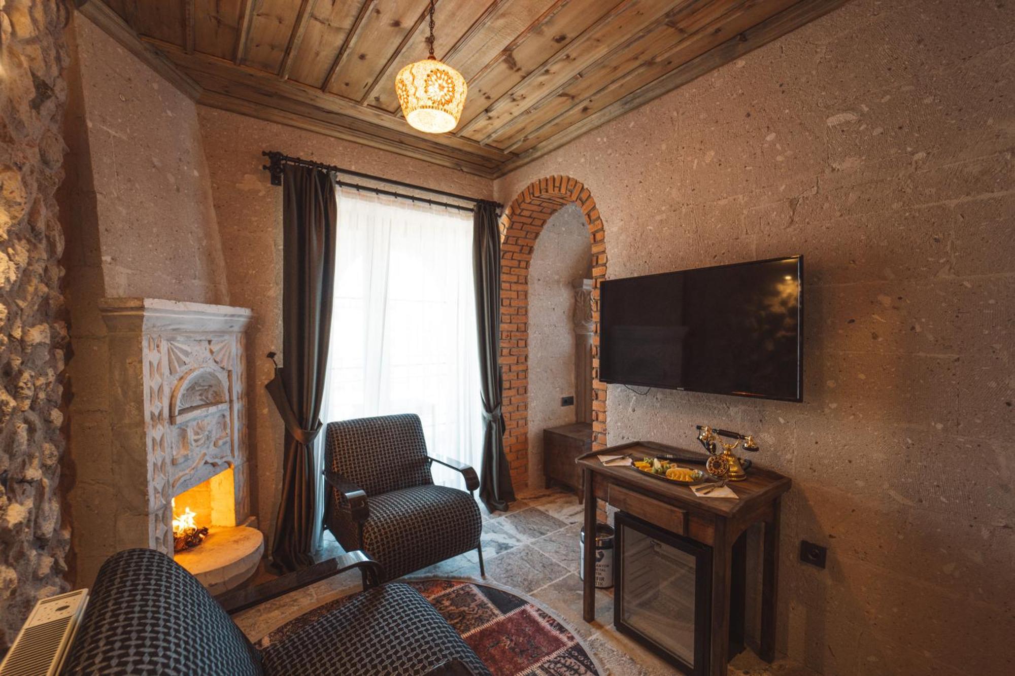 Alin Stone House Hotel Ючхисар Екстериор снимка
